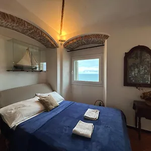 Napoleone Vintage House Imperia